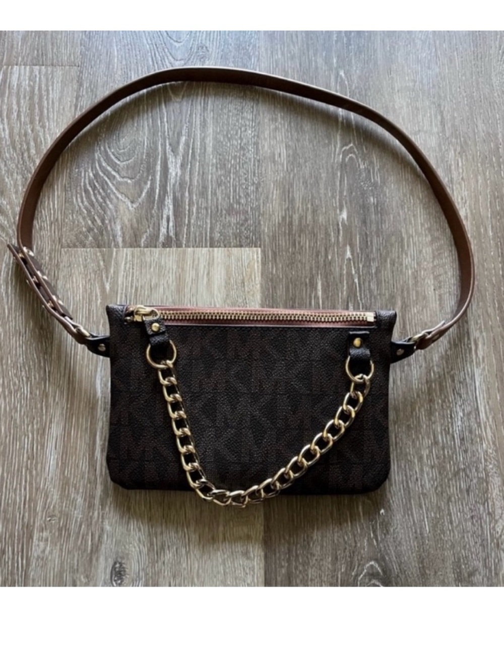 Michael Kors Purse Signature
Logo Chain Belt Bag Brown
Gold Zip Wallet Waist